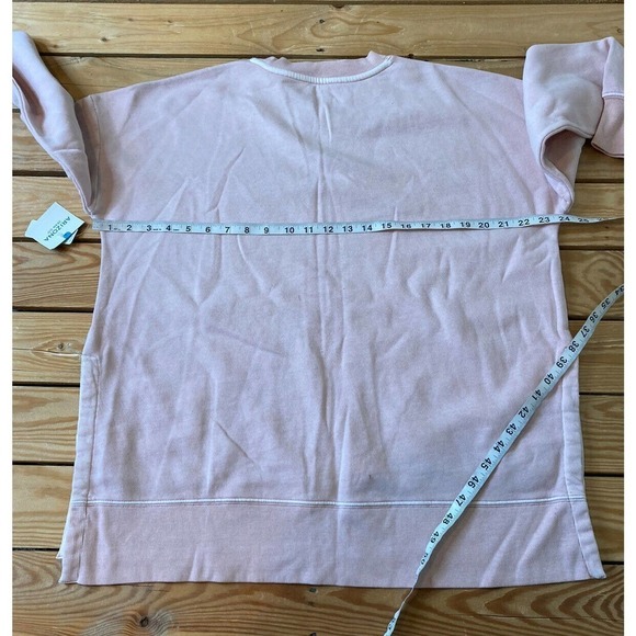 NWT Arizona Jeans Co Sweatshirt Size Medium Women’s Pink Pullover MSRP $39 - Picture 7 of 8